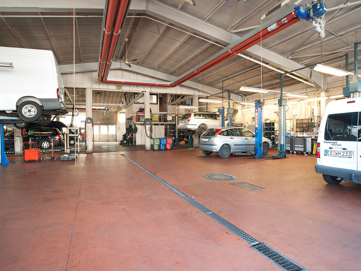 Nutzfahrzeugschwerpunkthändler